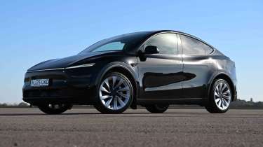 Tesla Model Y - front static